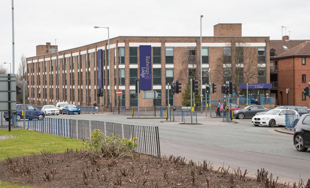 Redwings Lodge Wolverhampton Central Exterior foto